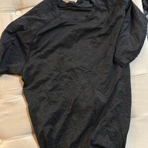 Lululemon Athletica Black Short Sleeve Tee